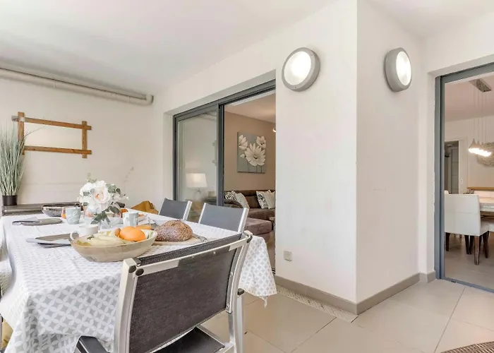 Le Riviera 3 Bed Maxime Vakantiehuis Sainte-Maxime